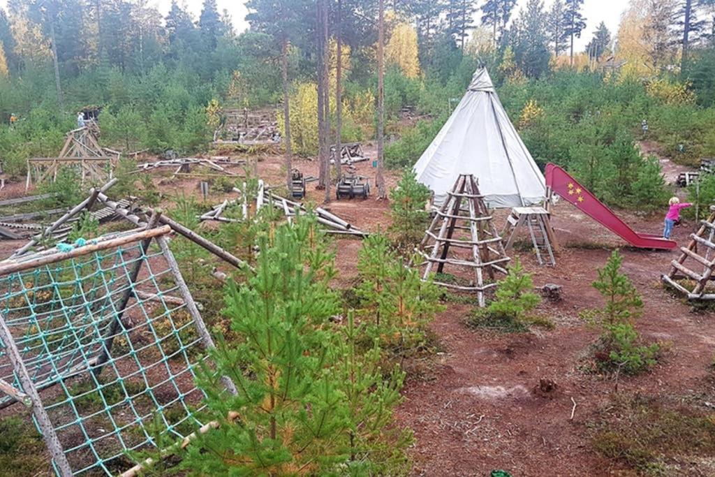 Nybyggd Stuga Intill Skogsbrynet - New Built Cottage Next To The Cowberry Forest Мора Экстерьер фото